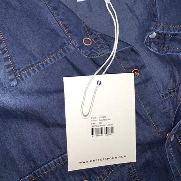 Free People One Teaspoon Denim Button Down Shirt Jean Chambray Dark wash Size XS - Picture 13 of 16